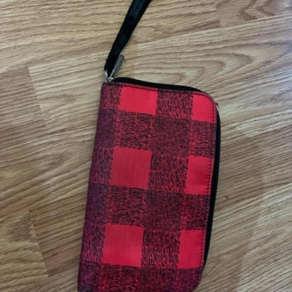 lesportsac zip around wallet red - Picture 5 of 6